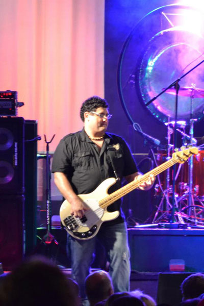 Julian Simonelli - Bassist