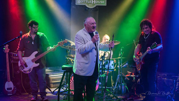 Julian Simonelli - Bassist