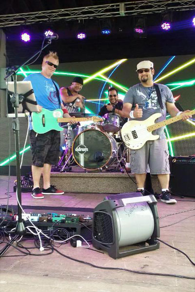 Julian Simonelli - Bassist