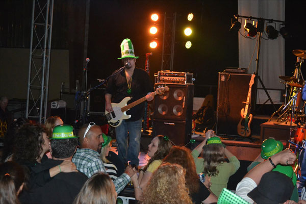 Julian Simonelli - Bassist