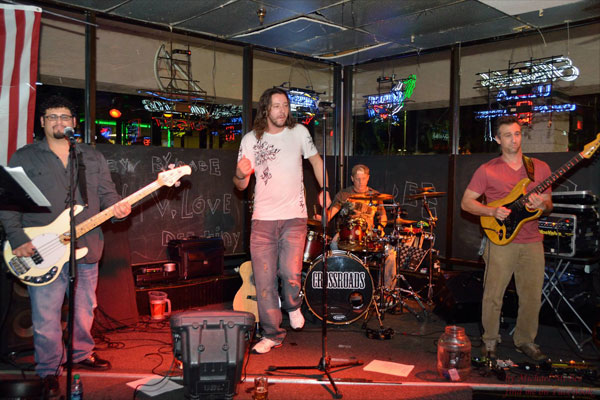 Julian Simonelli - Bassist