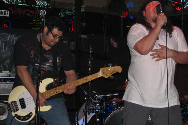 Julian Simonelli - Bassist