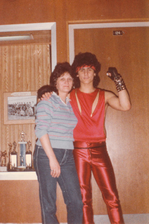 Julian Simonelli - Bassist