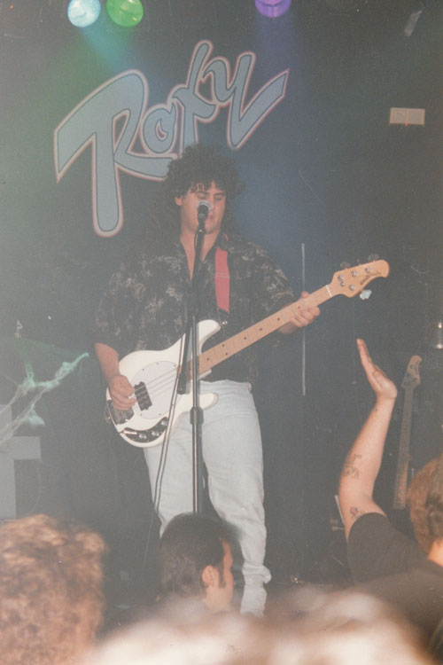 Julian Simonelli - Bassist