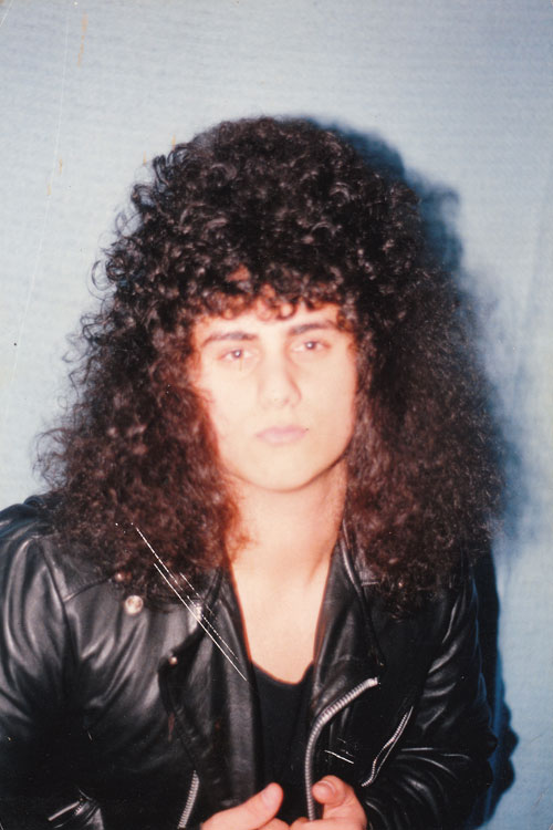 Julian Simonelli - Bassist